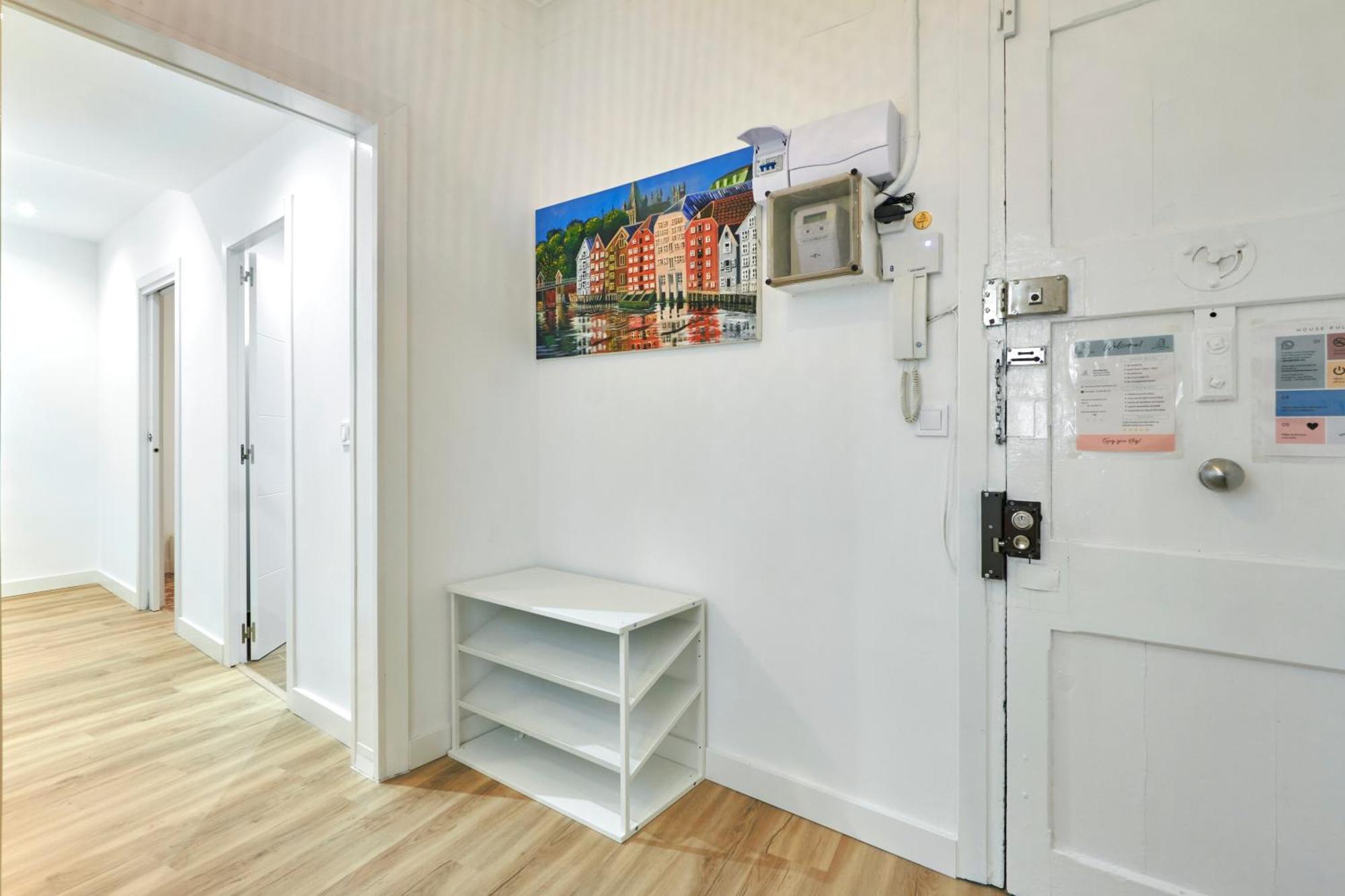Comfortable Apartment Next To Apolo Theater برشلونة المظهر الخارجي الصورة