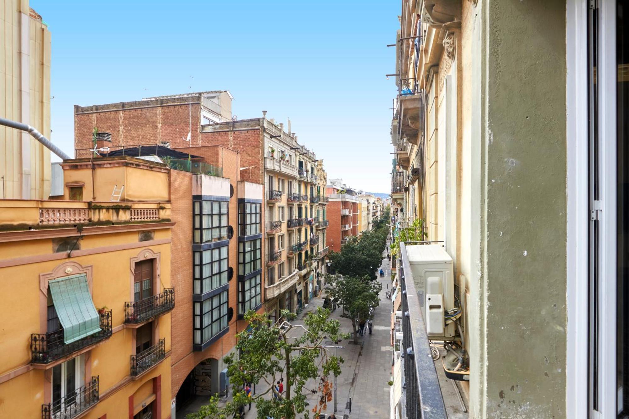 Comfortable Apartment Next To Apolo Theater برشلونة المظهر الخارجي الصورة