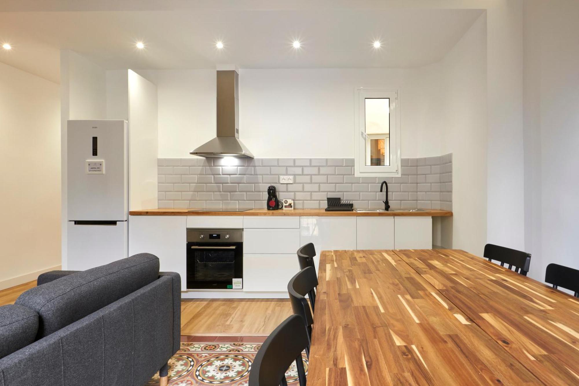 Comfortable Apartment Next To Apolo Theater برشلونة المظهر الخارجي الصورة