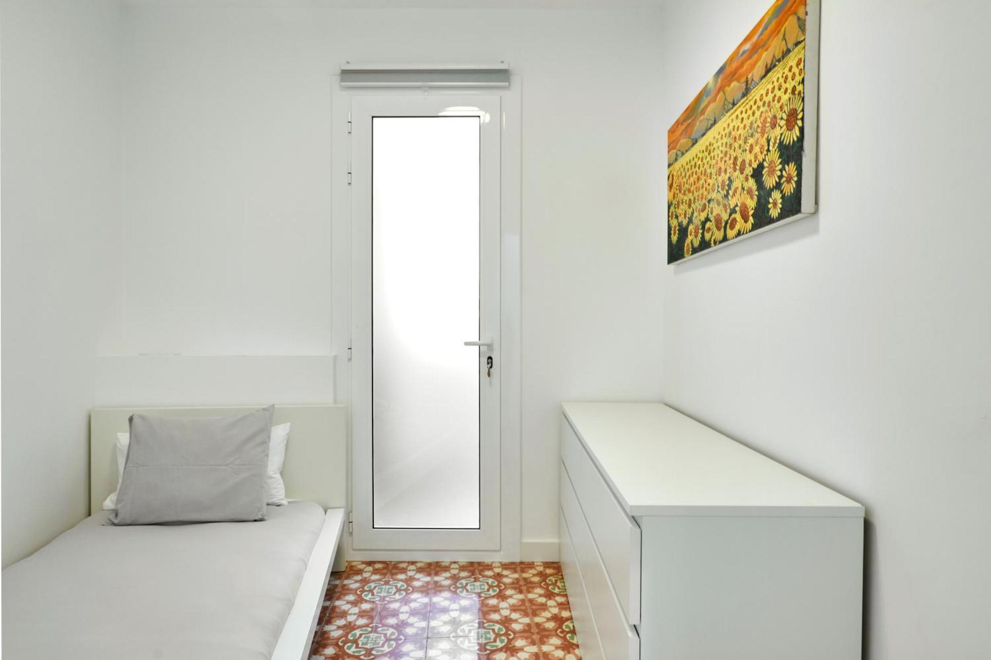 Comfortable Apartment Next To Apolo Theater برشلونة المظهر الخارجي الصورة